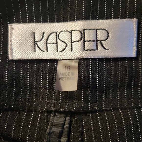 Jones New York Ladies Black Pin Stripe Slacks, Size 16, Kasper Brand - Picture 8 of 9